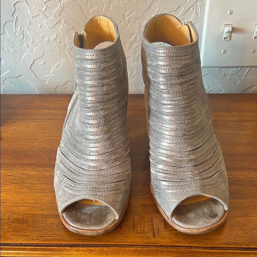Paul Green Silver Textured Ankle Booties